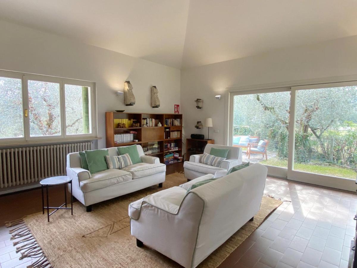 Villa Sweet Flower - With Private Pool And Garden Manerba del Garda Eksteriør billede