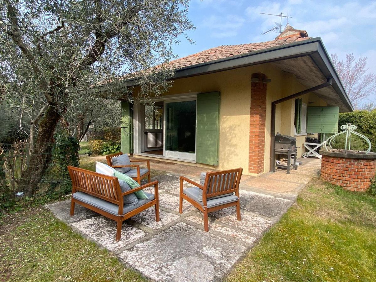 Villa Sweet Flower - With Private Pool And Garden Manerba del Garda Eksteriør billede