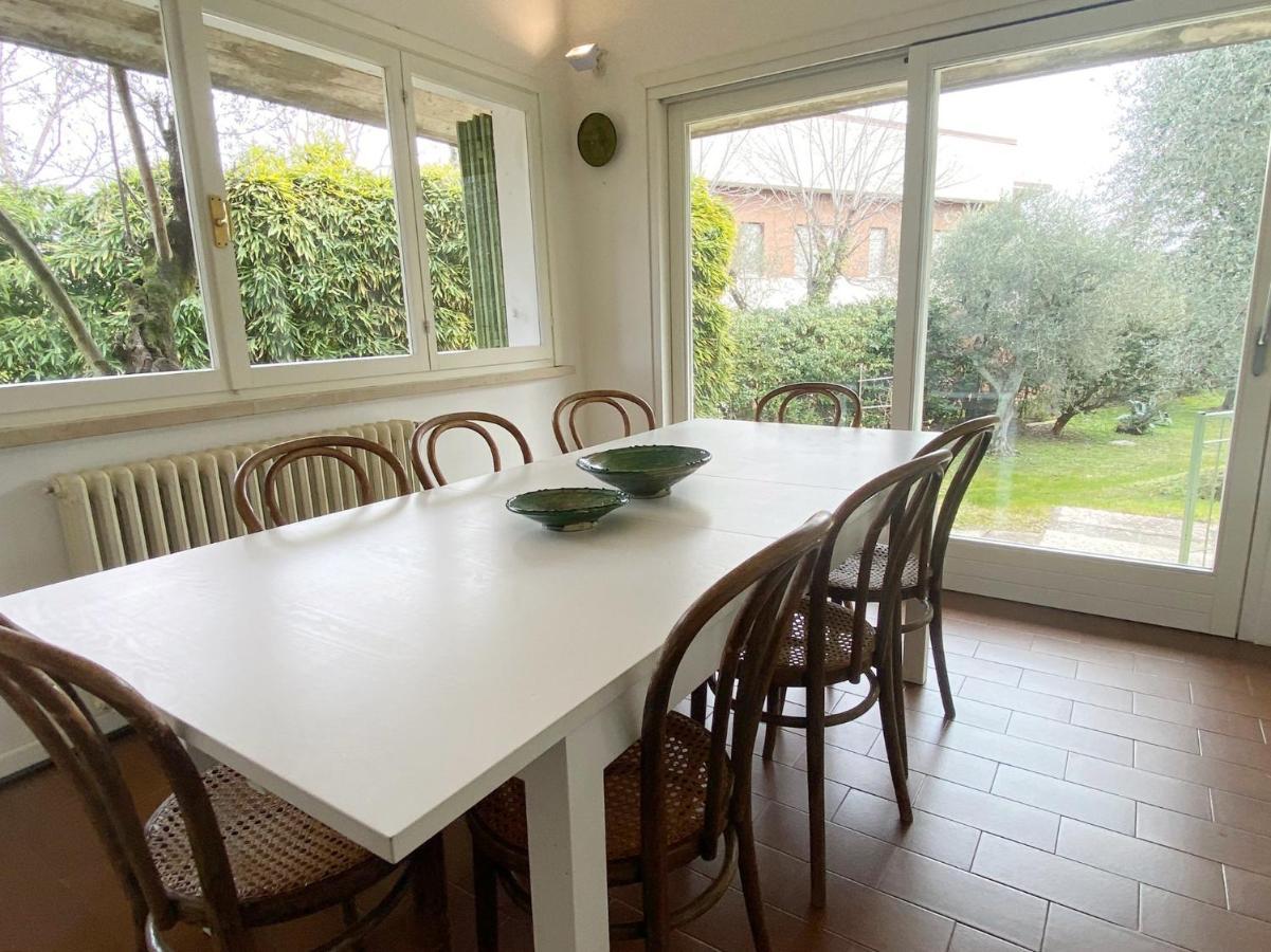 Villa Sweet Flower - With Private Pool And Garden Manerba del Garda Eksteriør billede